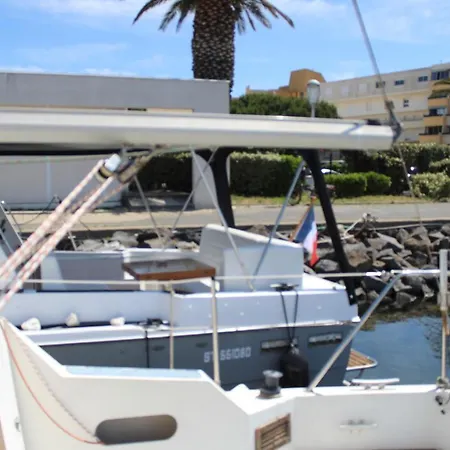 Botel Aloha Ii Agde